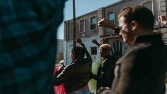 Striking workers close entrances to government offices