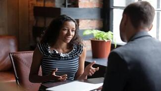 Interviewee asking questions before accepting job offer 
