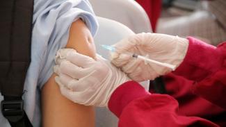 people getting booster doses
